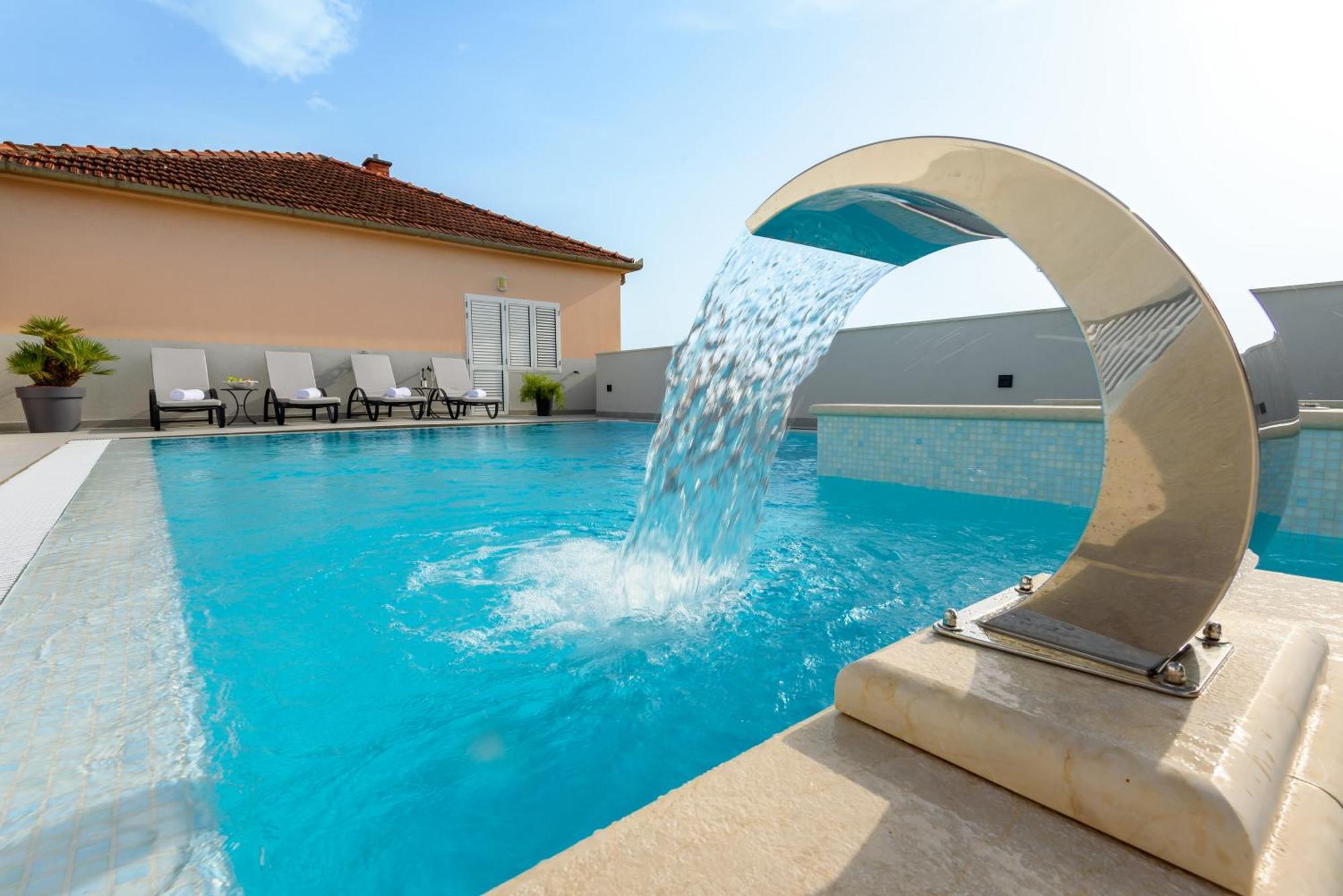 Neretva Valley Apartments - Heated Pool Меткович Екстер'єр фото